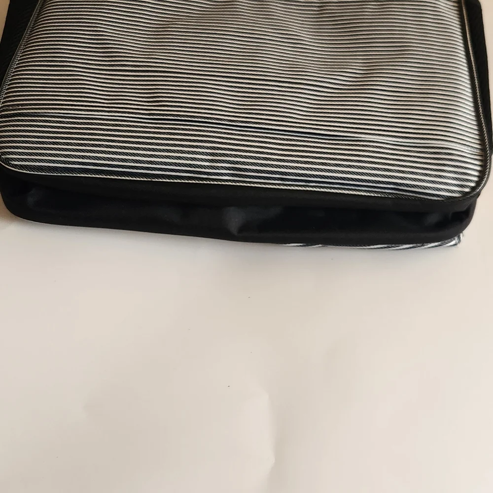 Stylish Striped Organizer Bag Set